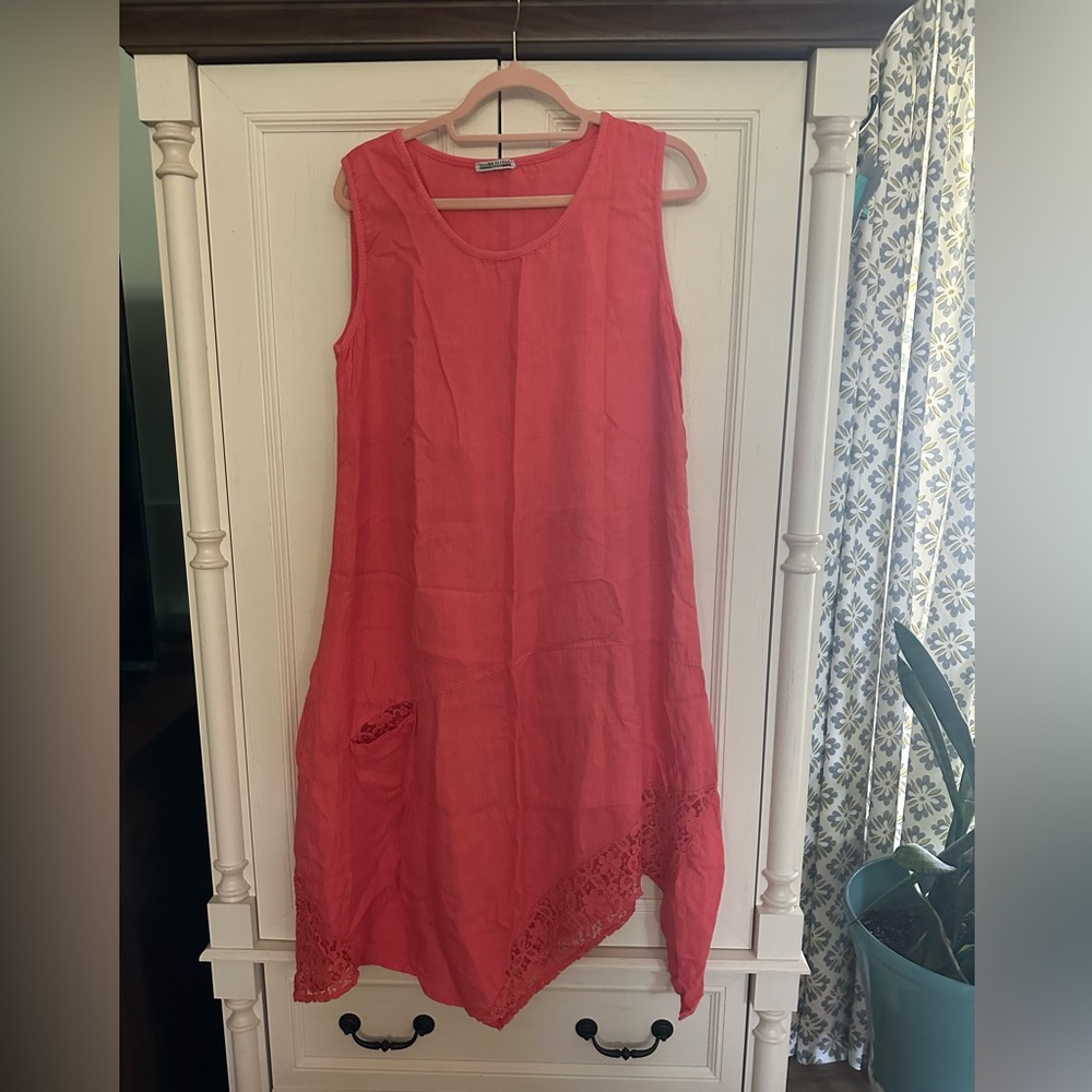 Made in Italy -Sleeveless Coral Linen Tunic Dress w/ Lace Hem & pocket